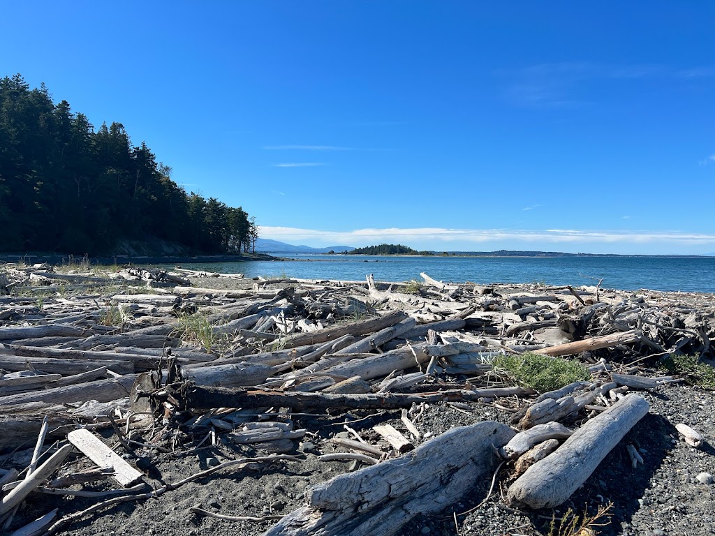 Morning Beach Park | 7600 Denman Rd, Denman Island, BC V0R 1T0, Canada | Phone: (250) 334-6000