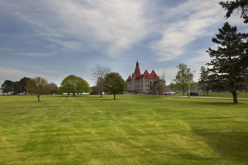 Correctional Service of Canada | 1455 Bath Rd, Kingston, ON K7M 4X2, Canada