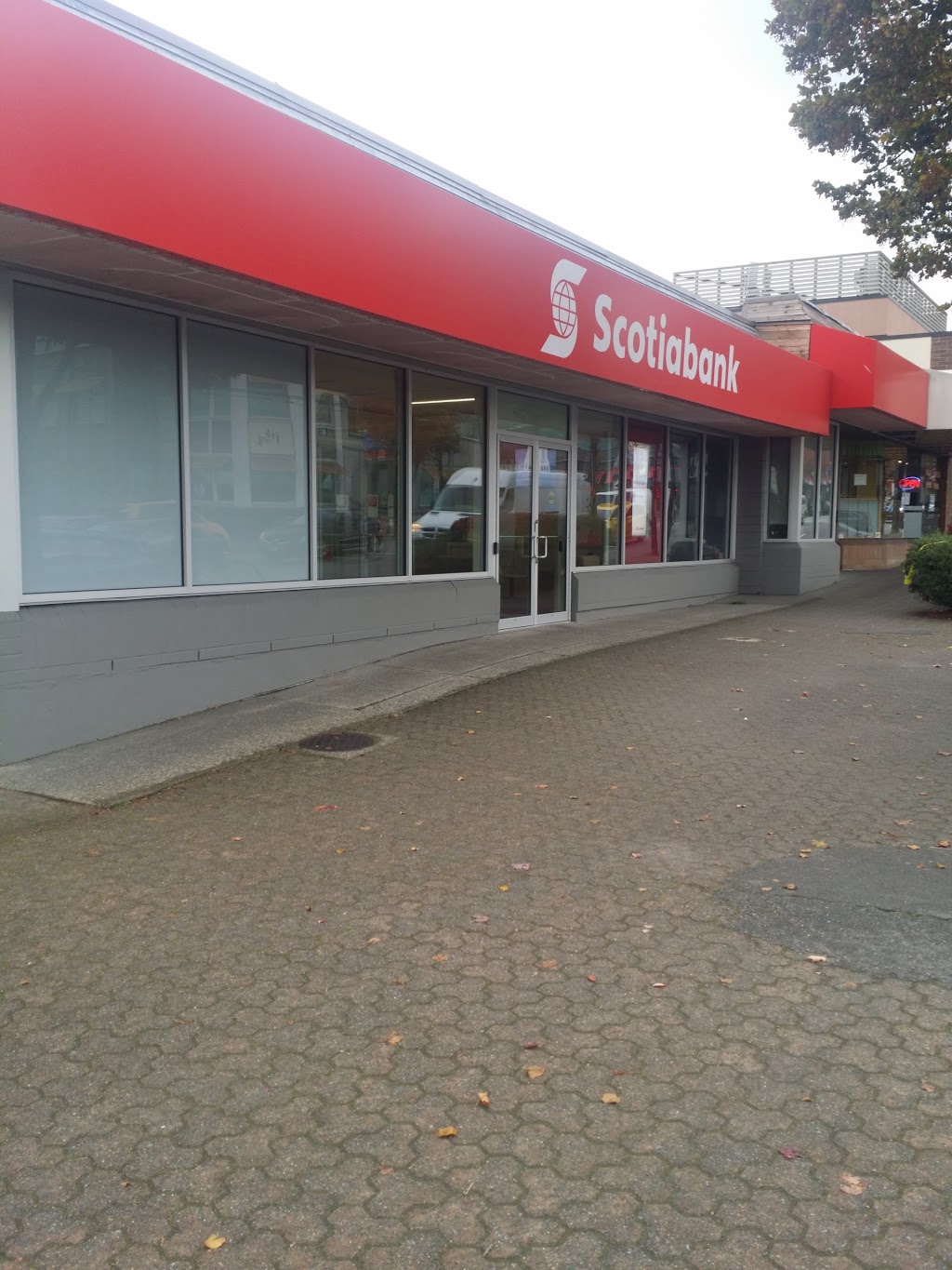 Scotiabank | 8377 Granville St, Vancouver, BC V6P 4Z8, Canada | Phone: (604) 668-3710