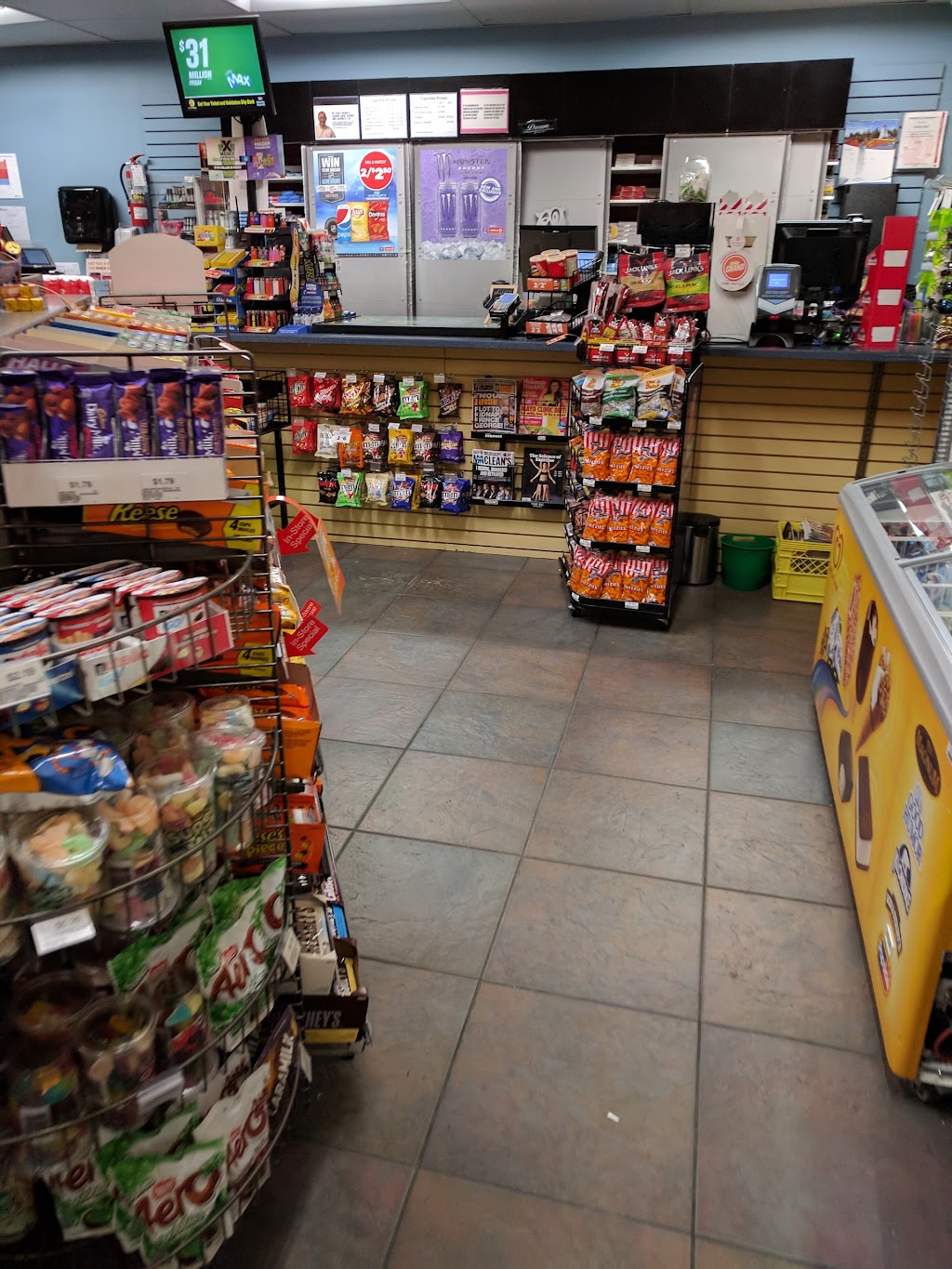 Circle K | 2 Jewell St, Red Deer, AB T4P 4G8, Canada | Phone: (403) 340-0169