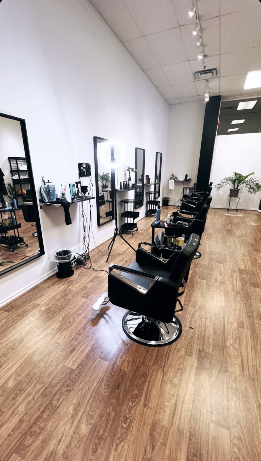 Ky and Co. Barbershop | 131 Upper Centennial Pkwy unit 7, Stoney Creek, ON L8J 0B2, Canada | Phone: (905) 664-7176