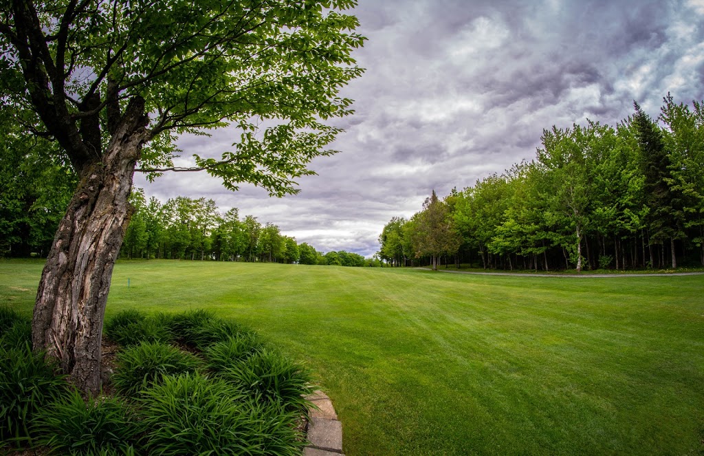 Club de Golf Lac-Etchemin | 566 Route du Golf, Lac-Etchemin, QC G0R 1S0, Canada | Phone: (418) 625-2711