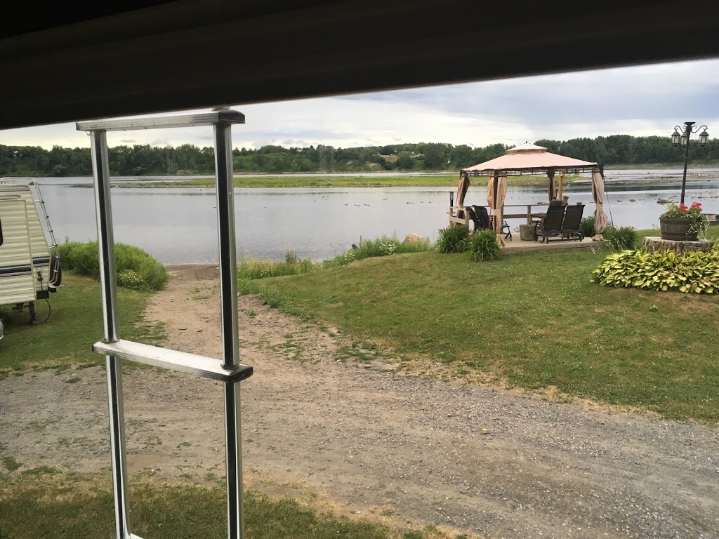 CAMPING DOMAINE DU BASSIN | 860 Rang du Bassin, Saint-Bonaventure, QC J0C 1C0, Canada | Phone: (819) 396-2892