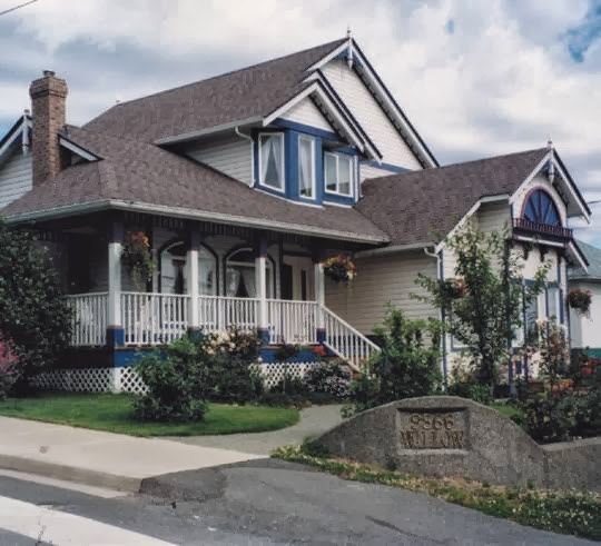 Small World Bed & Breakfast | 9866 Willow St, Chemainus, BC V0R 1K1, Canada | Phone: (250) 246-9962