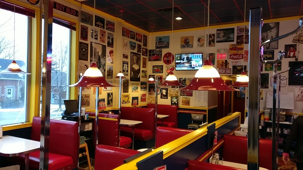 Wimpys Diner | 461 Park Rd S, Oshawa, ON L1J 1T8, Canada | Phone: (905) 432-7222