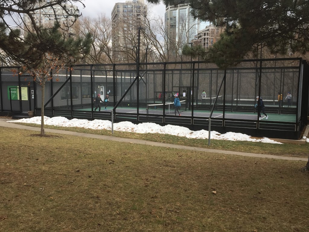 Kingsway Platform Tennis Club | 50 Montgomery Rd, Etobicoke, ON M8X 1Z4, Canada | Phone: (416) 231-1926