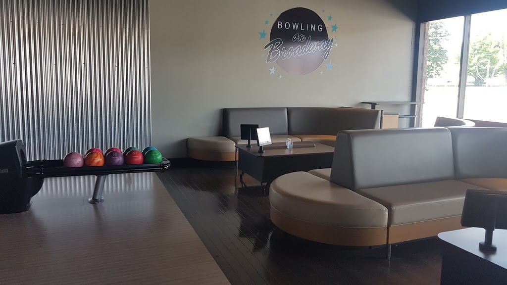 Bowling on Broadway | 276 Broadway, Orangeville, ON L9W 1L1, Canada | Phone: (519) 941-1118