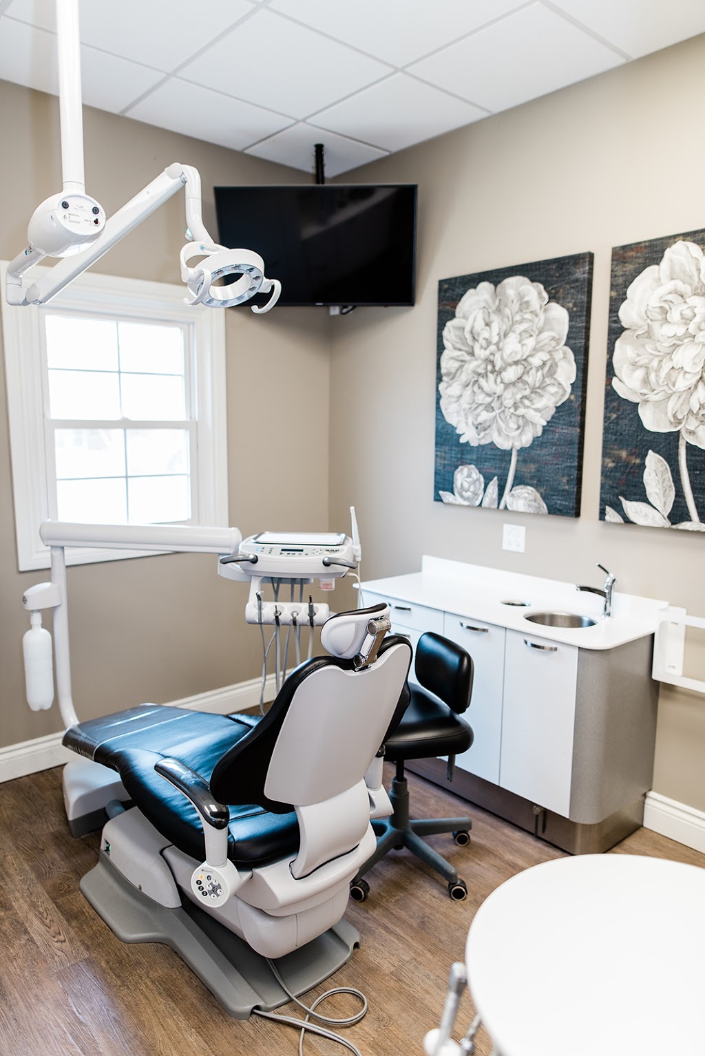 Wortley Road Dental | 250 Wortley Rd, London, ON N6C 3R2, Canada | Phone: (519) 672-4310