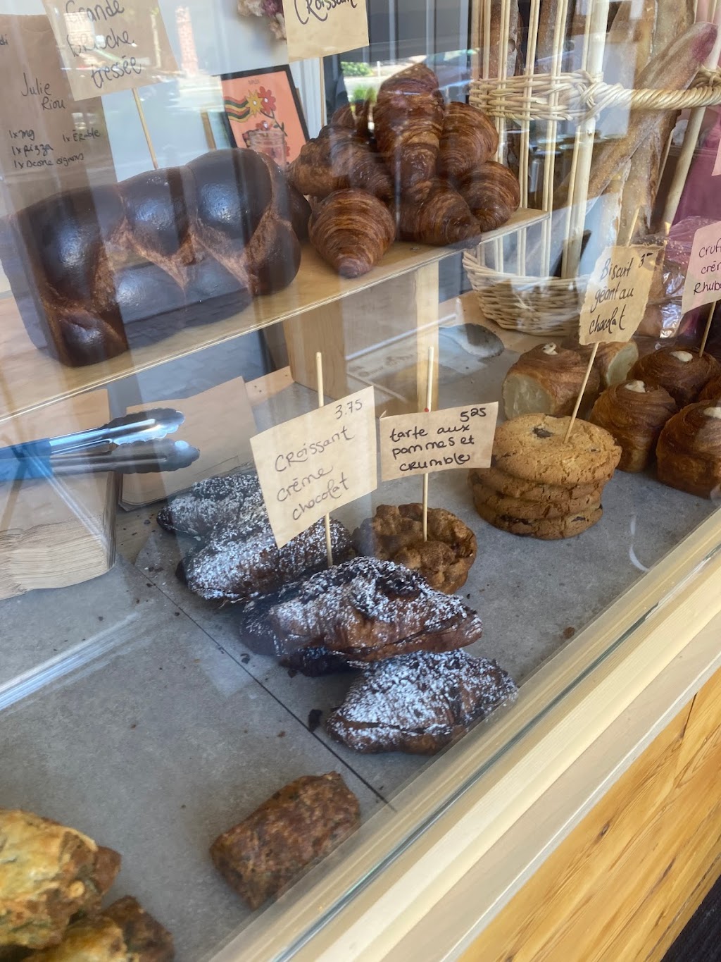 racines boulangerie fermière | 318 Rue Lafontaine, Rivière-du-Loup, QC G5R 3B1, Canada | Phone: (418) 750-7188