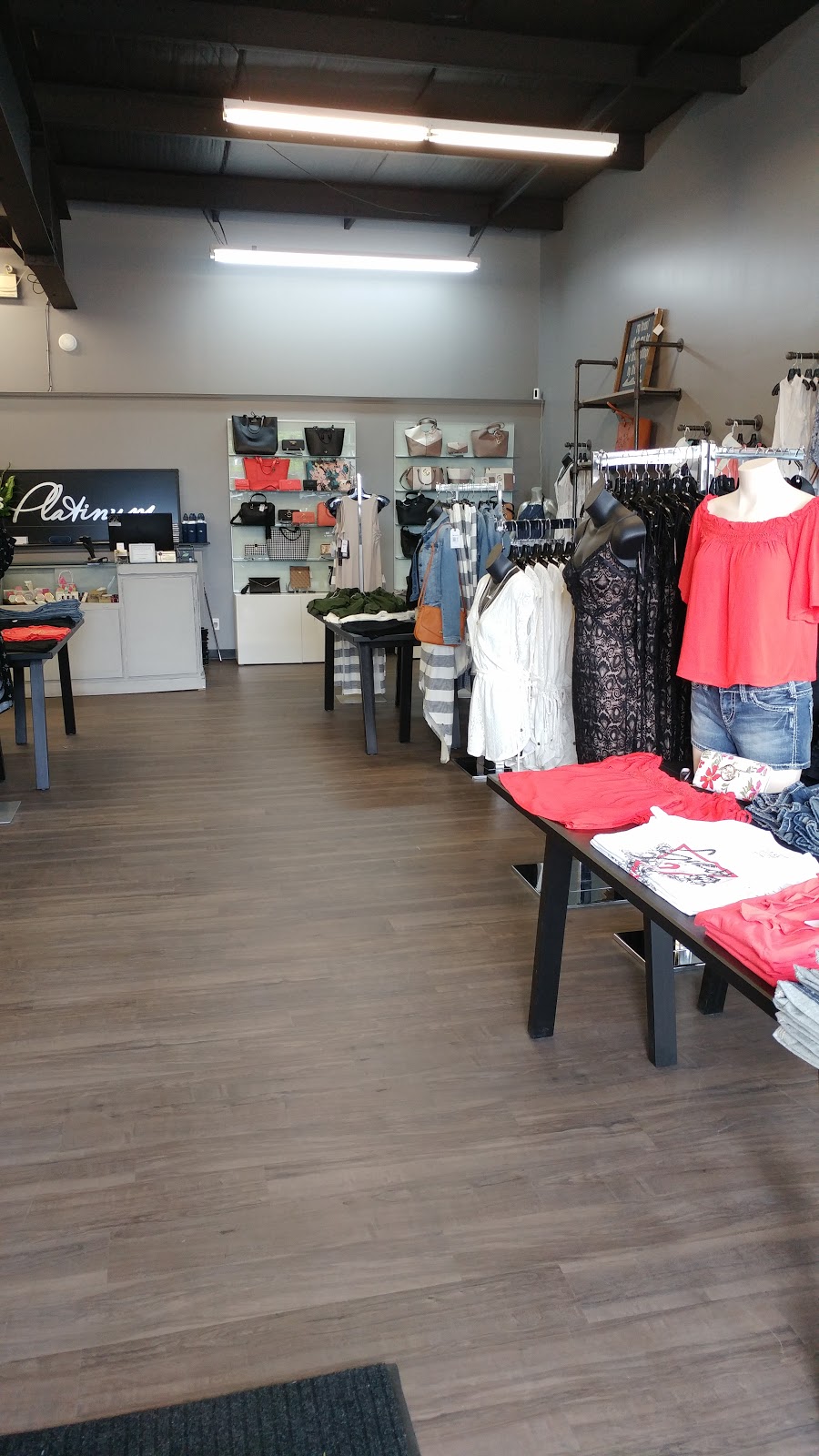 Platinum Boutique | 777 St Clair St, Chatham-Kent, ON N7L 0E9, Canada | Phone: (519) 397-0672