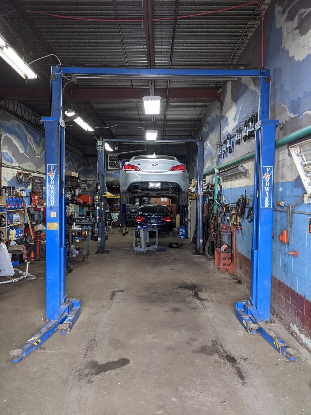 Bombay Auto Centre | 151 Nantucket Blvd, Scarborough, ON M1P 2N5, Canada | Phone: (416) 291-1313