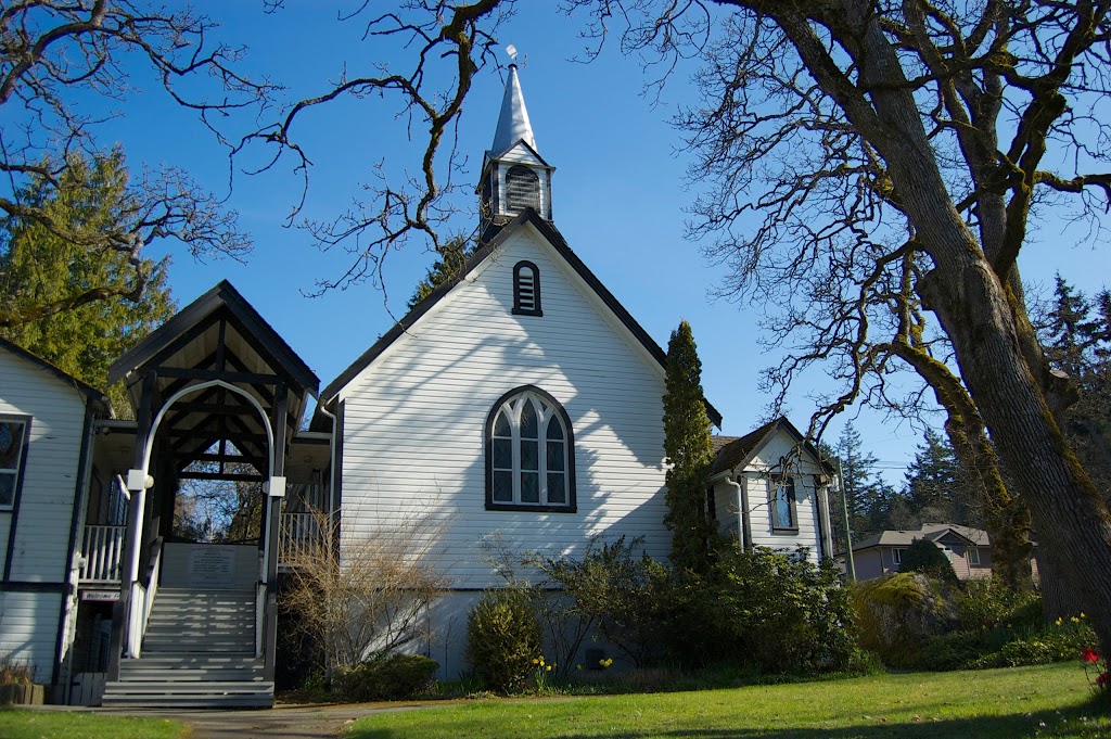 Saint Columbas Church - Anglican Ordinariate | 40 High St, Victoria, BC V8Z 5C7, Canada | Phone: (250) 385-4444