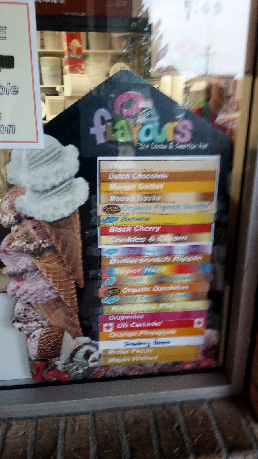 Flavours Ice Cream & Smoothie Hut | 148 Peel St, New Hamburg, ON N3A 1E3, Canada