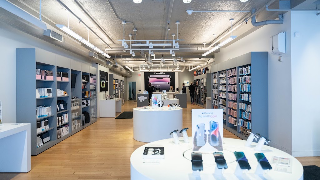 Jump+ Apple Premium Retailer (Kingston) | 272 Princess St, Kingston, ON K7L 1B5, Canada | Phone: (613) 767-6303