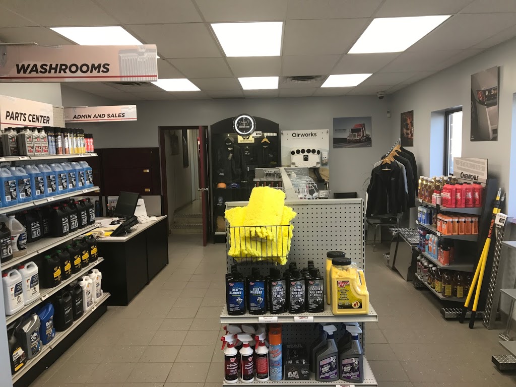 Highway Western Star | 1021 Industrial Rd, Ayr, ON N0B 1E0, Canada | Phone: (519) 740-2405