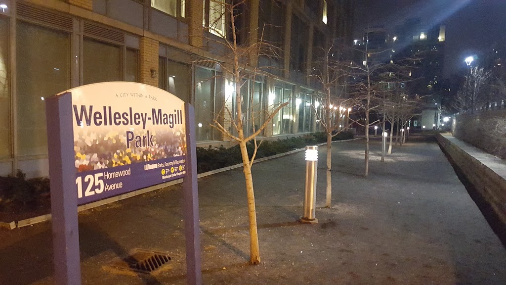 Wellesley-Magill Park | 125 Homewood Ave, Toronto, ON M4X 1K9, Canada | Phone: (416) 338-4386