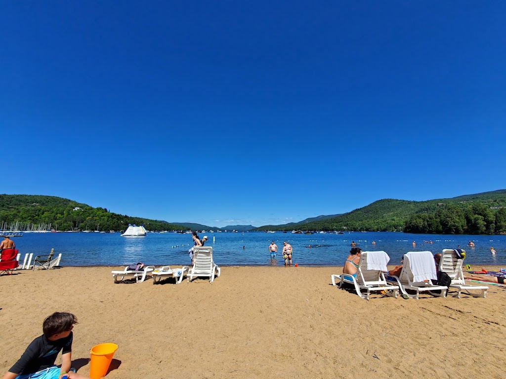 Club plage et tennis | 2900 Chemin du Village, Mont-Tremblant, QC J8E 1E9, Canada | Phone: (819) 681-5253