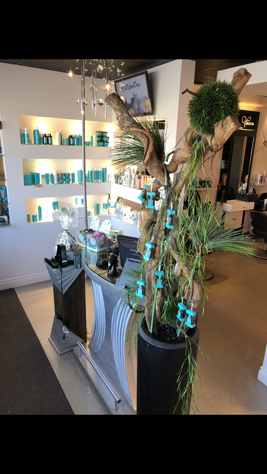 Aya Salon De Coiffure Saint-Hyacinthe | 4721 Boulevard Laurier O, Saint-Hyacinthe, QC J2S 3V3, Canada | Phone: (450) 252-0292