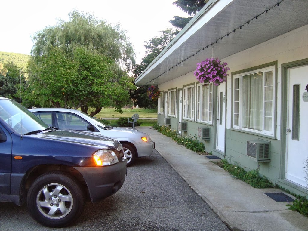 Boundary Creek Motel | 455 BC-3, Greenwood, BC V0H 1J0, Canada | Phone: (250) 445-6641