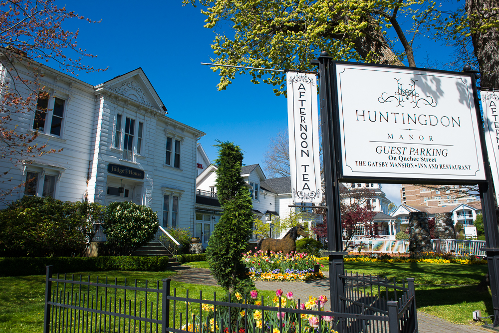 Huntingdon Manor Hotel | 330 Quebec St, Victoria, BC V8V 1W3, Canada | Phone: (250) 381-3456