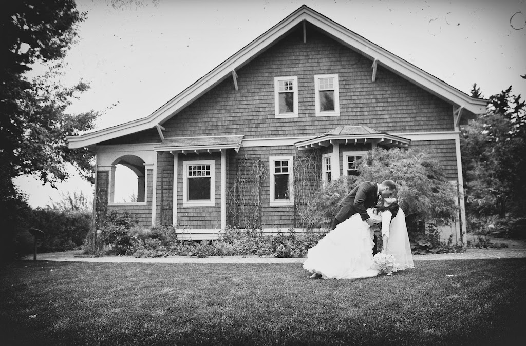 Amanda Sneddon Photography | 31 Fonda Dr SE, Calgary, AB T2A 6E4, Canada | Phone: (403) 829-3217