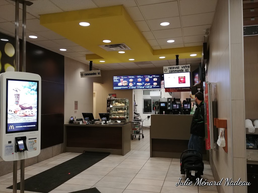 McDonalds | 4 Rue J. F. Kennedy, Saint-Jérôme, QC J7Y 4B4, Canada | Phone: (450) 438-6368