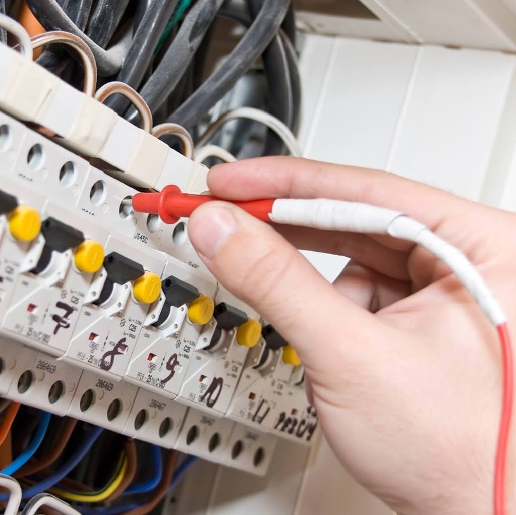 ELECTRICIAN OF BRAMPTON | 9 Cafon Ct, Etobicoke, ON M9V 3A5, Canada | Phone: (416) 825-7017