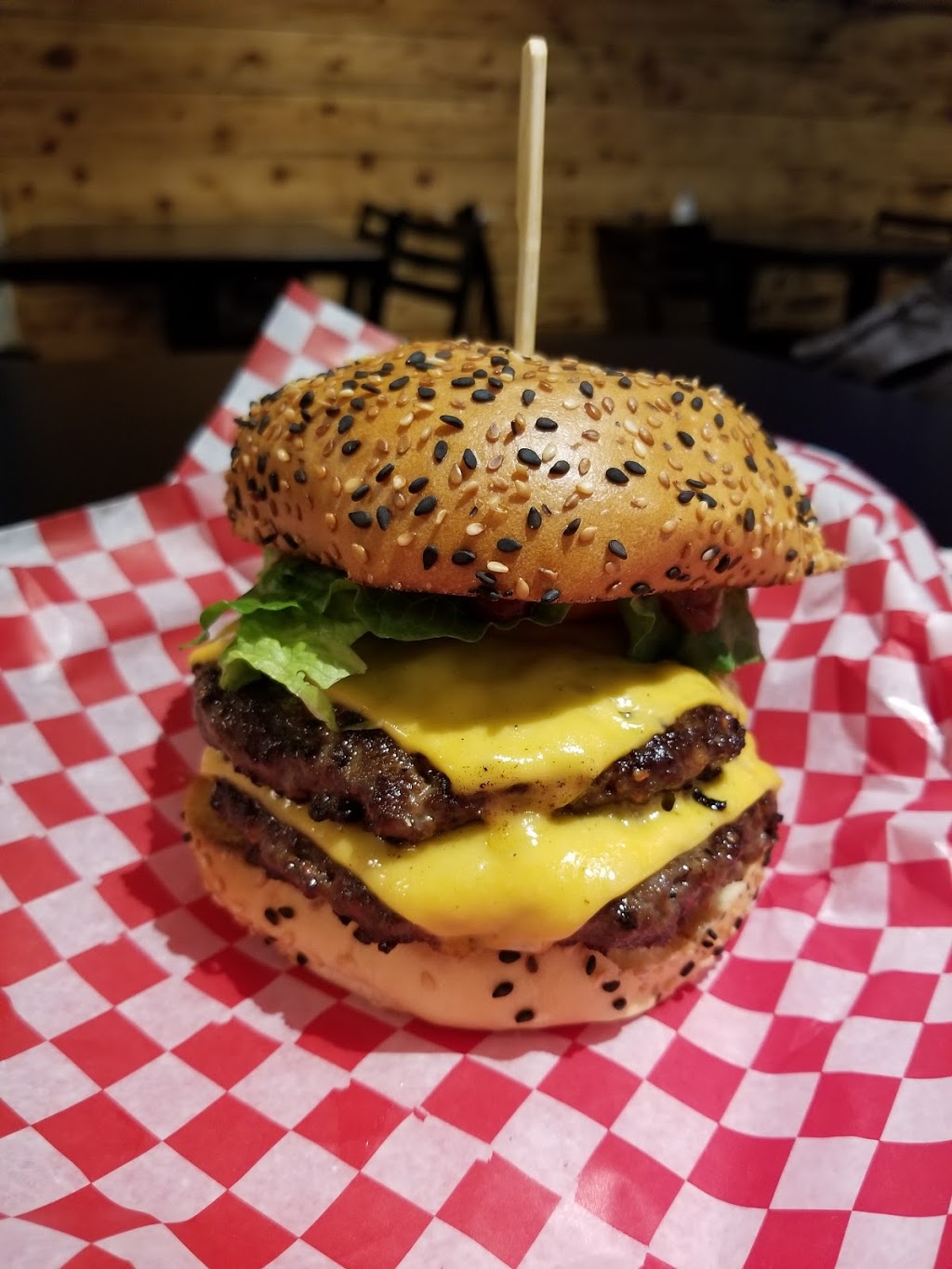 B Burger | Nord, 3451 Rue Fleury E, Montréal-Nord, QC H1H 5R2, Canada | Phone: (514) 379-3451