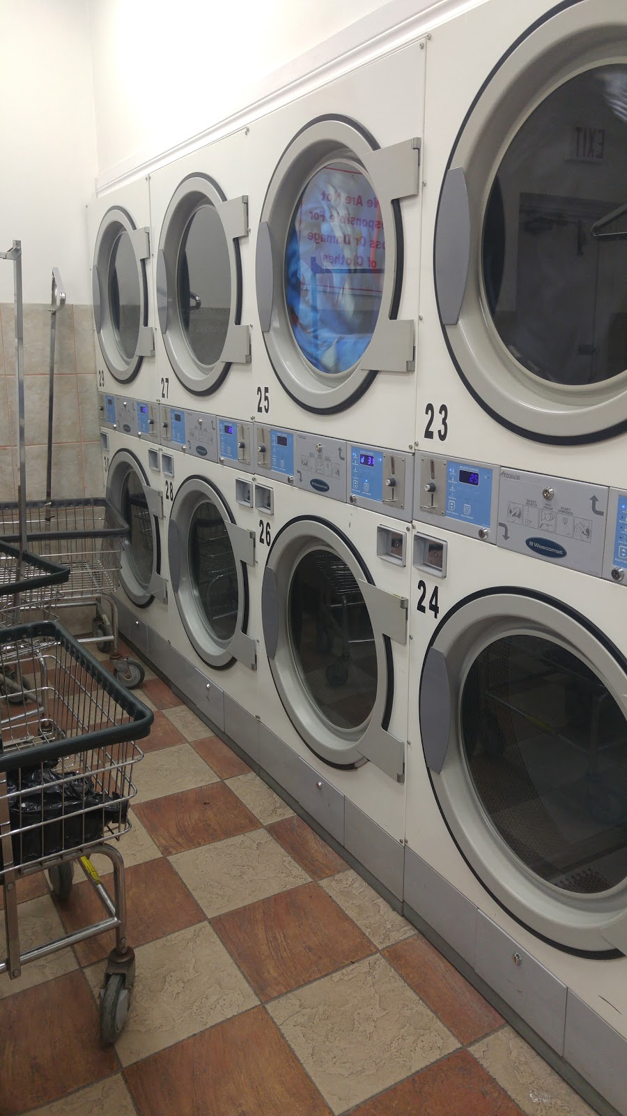 The Laundry Centre | 3075 Pharmacy Ave, Scarborough, ON M1W 2H1, Canada | Phone: (647) 439-9996