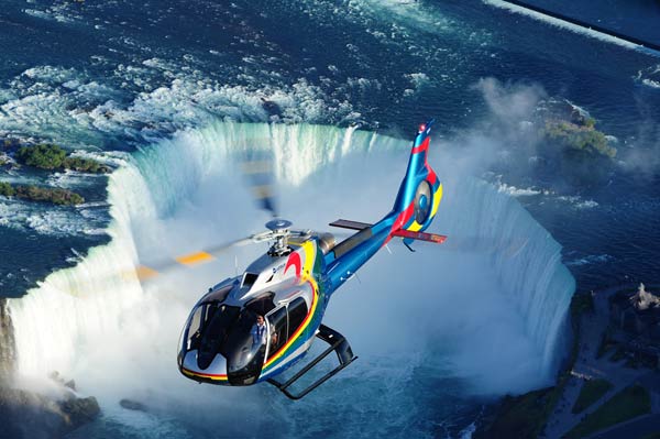 Niagara Falls Tour | 5955 Airport Rd, Mississauga, ON L4V 1W5, Canada | Phone: (647) 930-5656