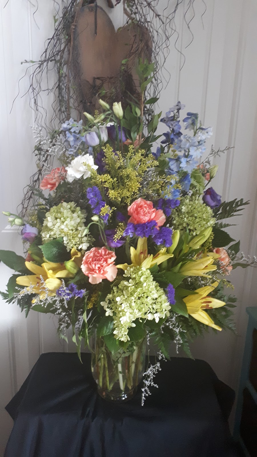 Karens Floral Designz | 260 Portugal Cove Rd, St. Johns, NL A1B 5B2, Canada | Phone: (709) 691-1296