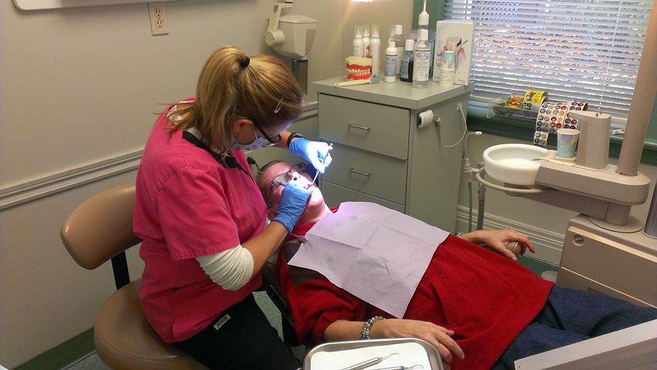 Dominion Street Dental | 46 Dominion St, Alliston, ON L9R 1L5, Canada | Phone: (705) 990-2978