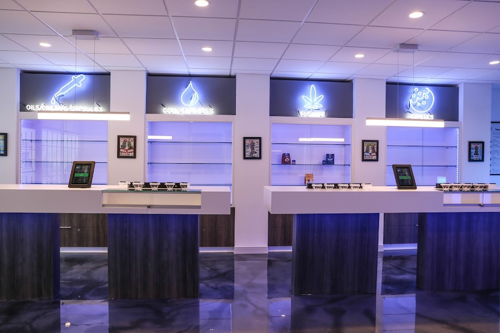 Select Cannabis Co. - Stony Plain Rd. | 10124 149 St, Edmonton, AB T5P 1L1, Canada | Phone: (780) 752-2282