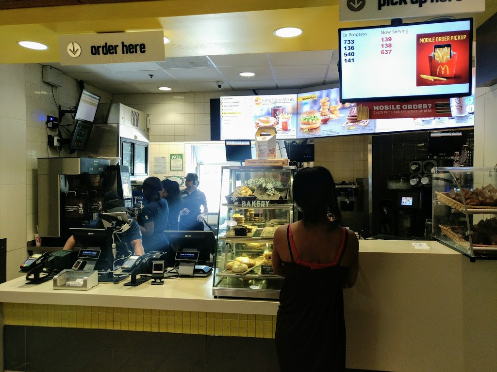 McDonalds | 2 Greystone Walk Dr, Toronto, ON M1K 5J2, Canada | Phone: (416) 265-4317