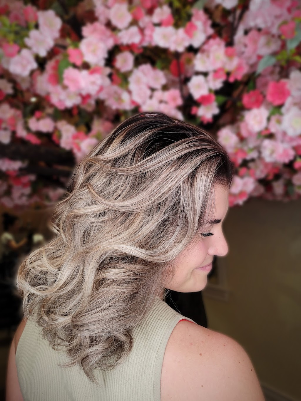 Stacy Thorne coiffure | 501 Bd Cadieux, Beauharnois, QC J6N 0R4, Canada | Phone: (438) 885-1808