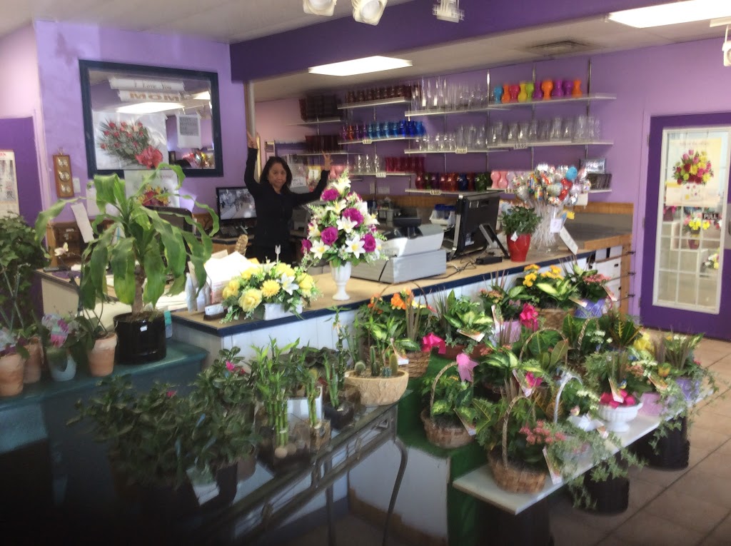 Flowermania | 2095 St Joseph Blvd, Orléans, ON K1C 1E7, Canada | Phone: (613) 834-2222