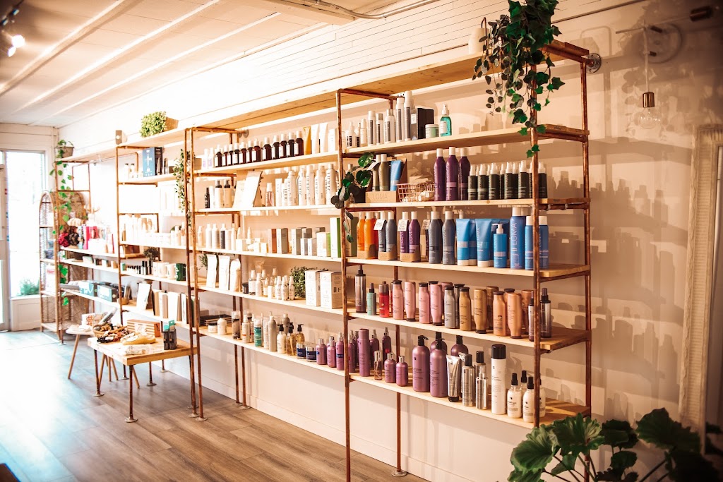 Salon Muse x Haus Of Muse | 87 S Shore Rd, Lake Cowichan, BC V0R 2G0, Canada | Phone: (250) 591-7461