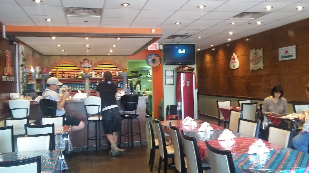 M. Burrito | 3211 Chemin de Chambly, Longueuil, QC J4L 1N3, Canada | Phone: (450) 999-0200