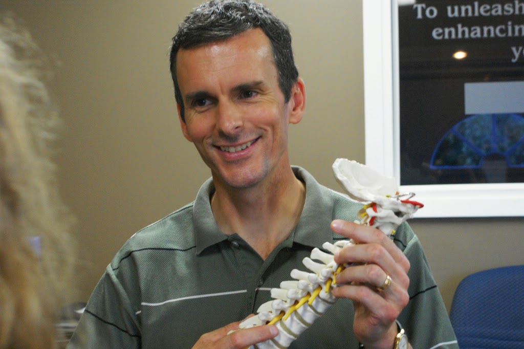 Adelaide Family Chiropractic | 1061 Adelaide St N, London, ON N5Y 5A2, Canada | Phone: (519) 858-9000