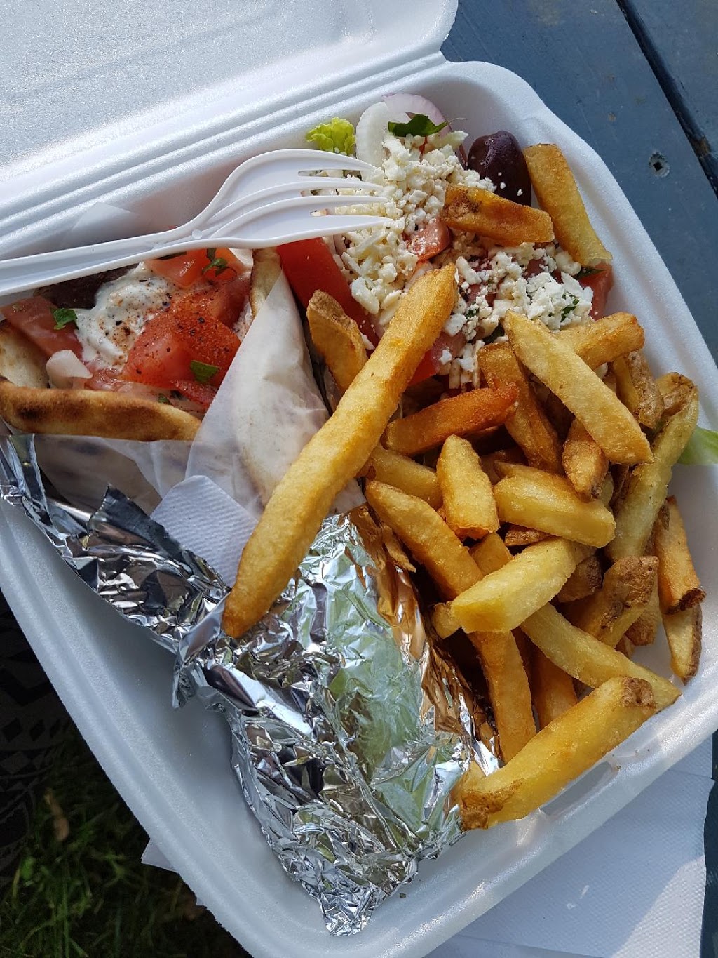 Sammys Souvlaki | 1035 Southdale Rd W, London, ON N6P 1M5, Canada | Phone: (519) 601-8338