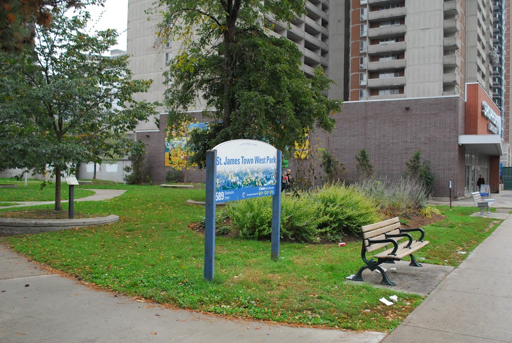 St. Jamestown West Park | 589 Sherbourne St, Toronto, ON M4X 1K7, Canada | Phone: (416) 392-2489