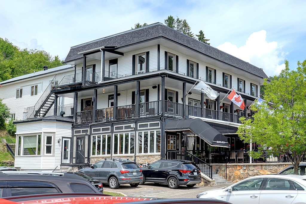 Hôtel Mont-Tremblant | 1900 Chem. du Village, Mont-Tremblant, QC J8E 1K4, Canada | Phone: (819) 717-1410