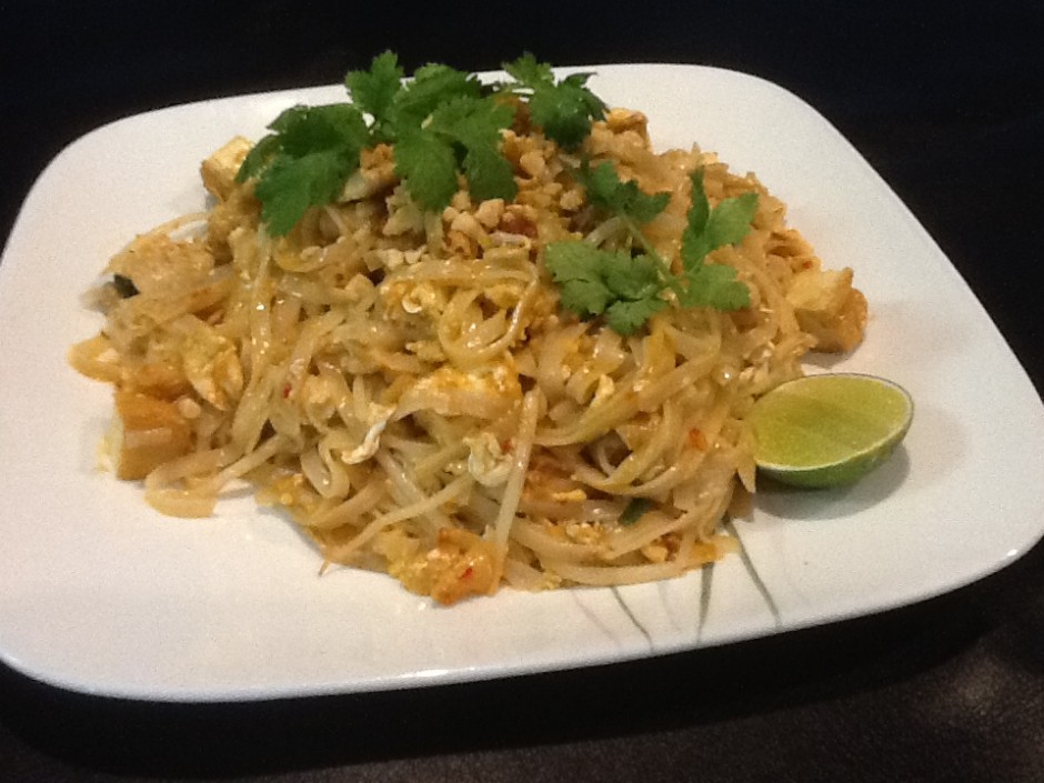 Selinas Thai | 580 Murphy Rd, Sarnia, ON N7S 5V4, Canada | Phone: (519) 337-8776