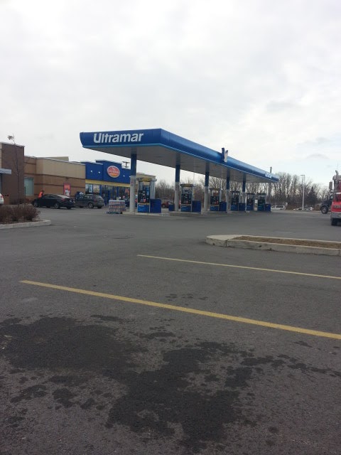 Ultramar | 2900 Rue Étienne-Lenoir, Laval, QC H7R 6E9, Canada | Phone: (450) 963-9970