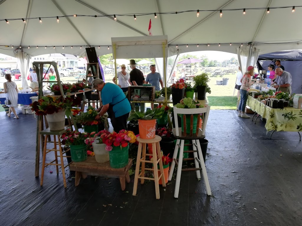 The Farmers’ Market @ The Village | 111 Garrison Village Dr, Niagara-on-the-Lake, ON L0S 1J0, Canada | Phone: (905) 932-5936