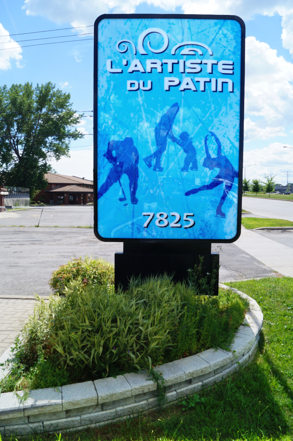 LArtiste du Patin | 7825 Bd Taschereau, Brossard, QC J4Y 1A4, Canada | Phone: (450) 678-5442