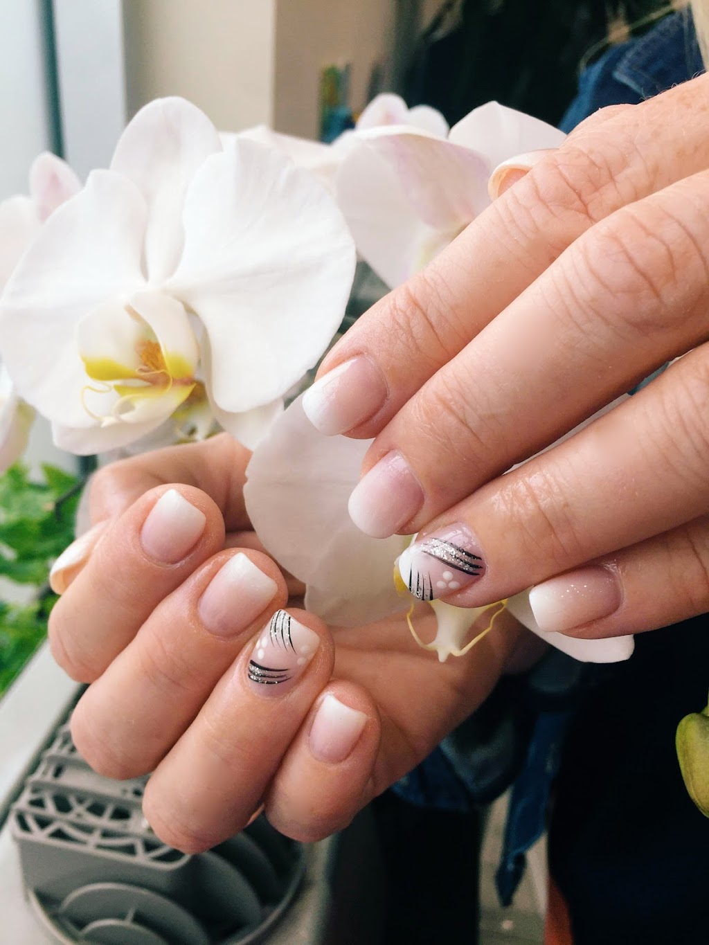 Lenas Nails | 158 Clair Rd E j3, Guelph, ON N1L 0G6, Canada | Phone: (519) 837-8929