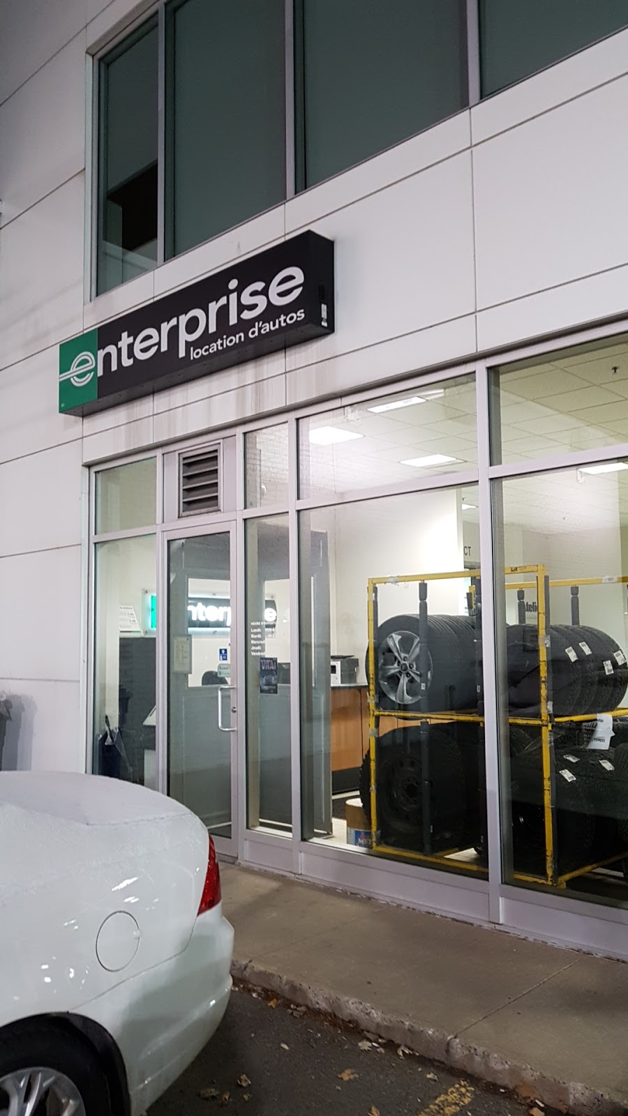 Enterprise Rent-A-Car | 7000 Boulevard Louis-H. La Fontaine, Anjou, QC H1M 2X3, Canada | Phone: (514) 355-4028