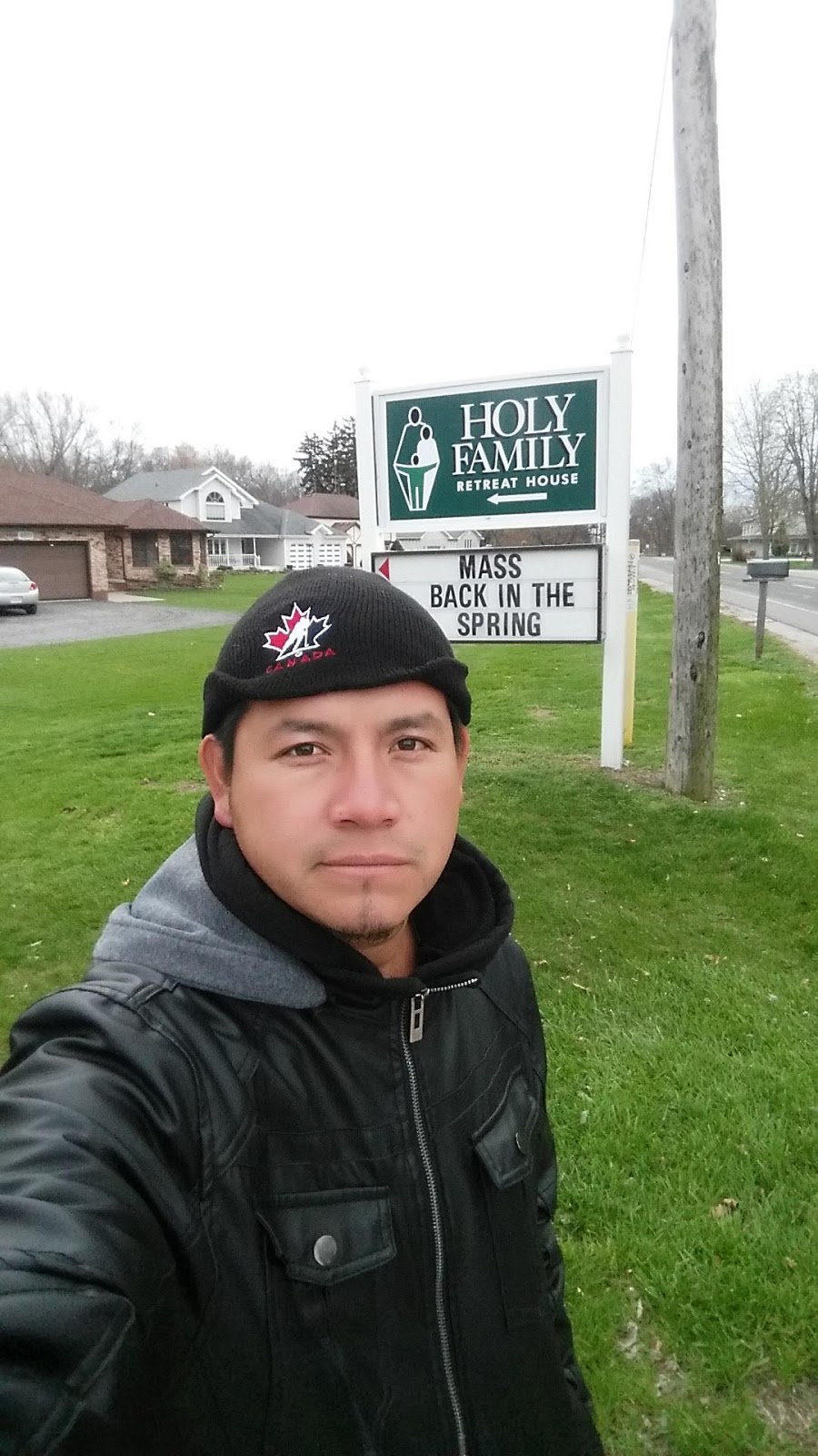 Holy Family Retreat House | 121 Victoria St, Harrow, ON N0R 1G0, Canada | Phone: (519) 738-6136