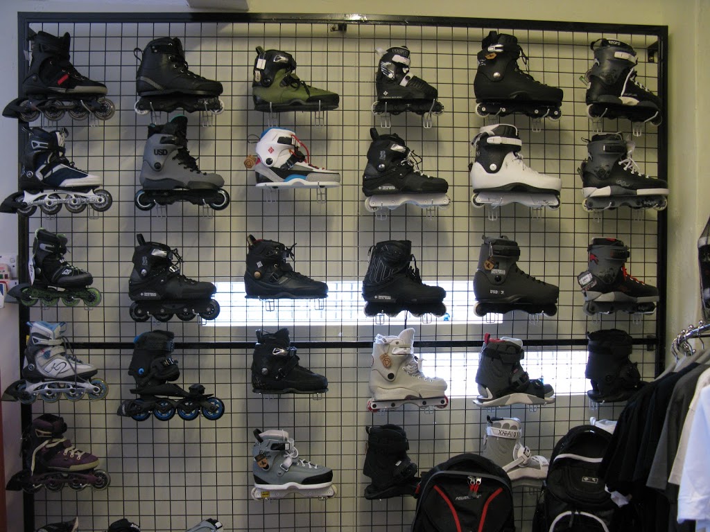 The Sk8 Cave | 1208 Alpha Lake Rd #4, Whistler, BC V8E 0H7, Canada | Phone: (604) 932-2284